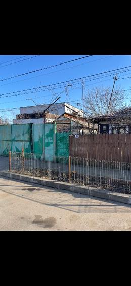 Casă individuală cu 3 camere cu Canalizare în Străulești