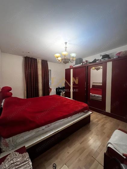 Apartament cu 3 camere în Dumbrăvița