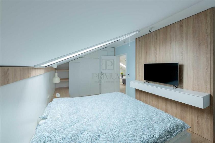 Apartament cu 3 camere decomandat, mobilat în Dumbrăvița