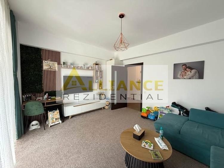 Apartament cu 2 camere decomandat în Berceni
