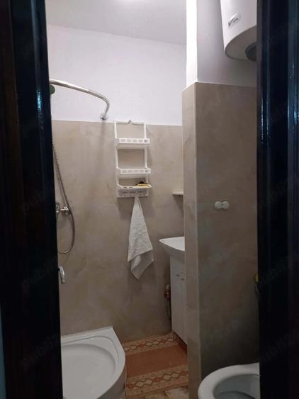 Garsonieră decomandată în Socola