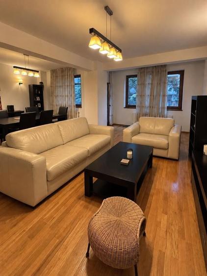 Apartament cu 3 camere în Obor
