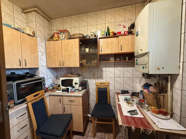 Apartament cu 3 camere decomandat, mobilat în Titulescu