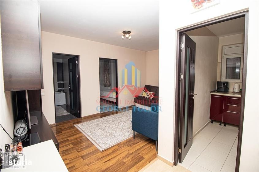 Ap. 2 camere 40 mp + 62 mp curte(terasa)+parcare, Str. Apeductului, Ch - 15