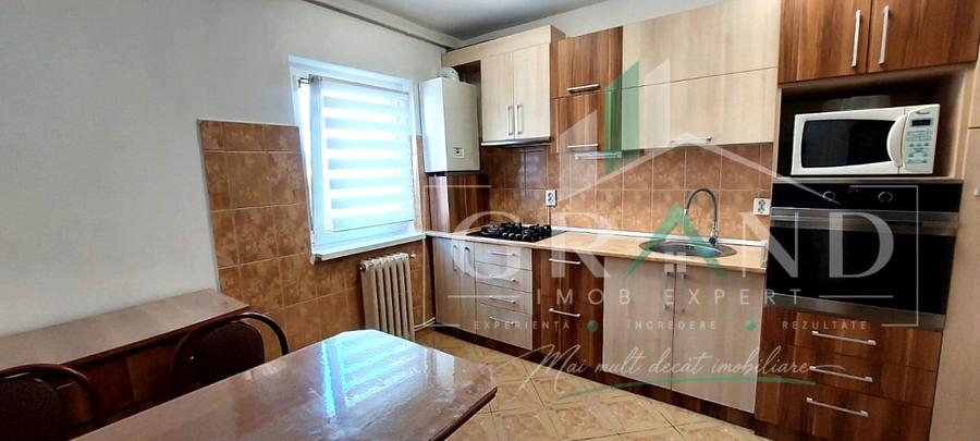 Apartament cu 4 camere decomandat, mobilat în Mănăștur