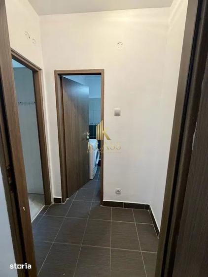 Apartament cu 3 camere, mobilat în Romană