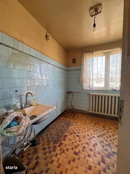Apartament cu 3 camere semidecomandat în Drumul Taberei — fotografia 3
