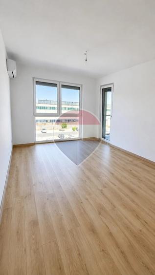 Apartament cu 3 camere decomandat în UTA