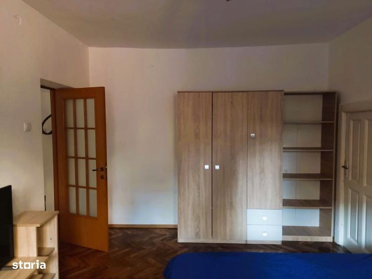 Casă cu 1 camere cu Teren 576 Mp în Casin