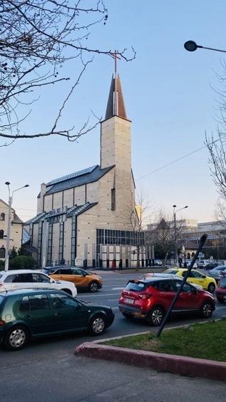 Decebal-Pasaj Muncii, dec, 8/10,mobilat+utilat, langa metrou, 499 euro - 9
