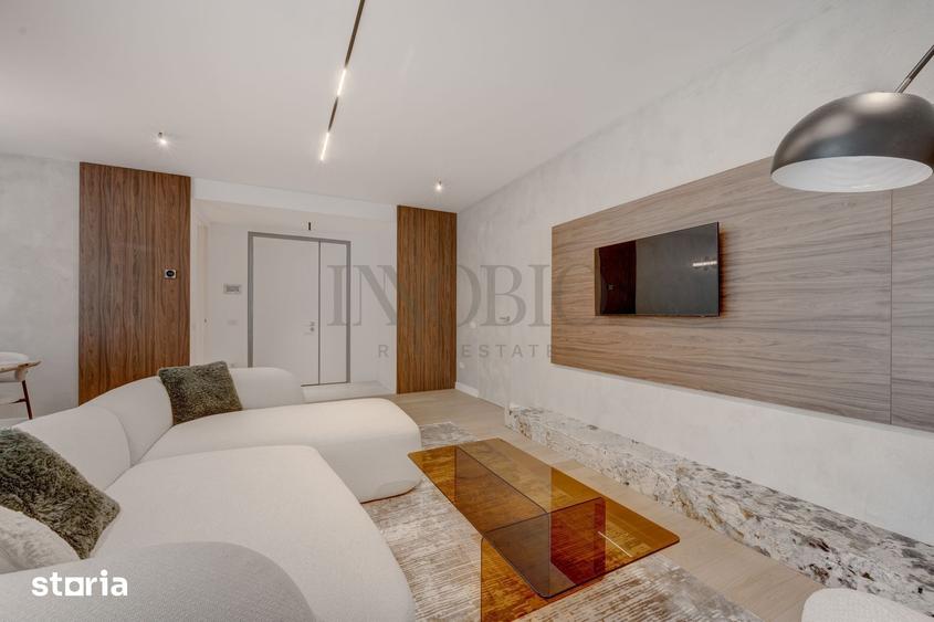 Apartament cu 4 camere în Aviatorilor