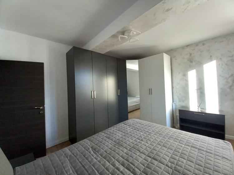 Apartament cu 2 camere semidecomandat în Ștefăneștii de Jos