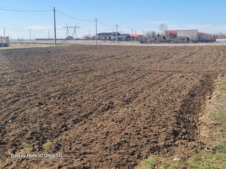 Teren Construcții intravilan de 632 mp, în Vadu Anei