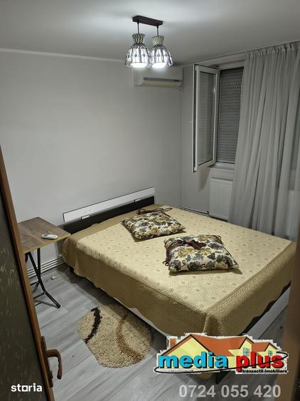 Apartament cu 2 camere decomandat în Micro 19