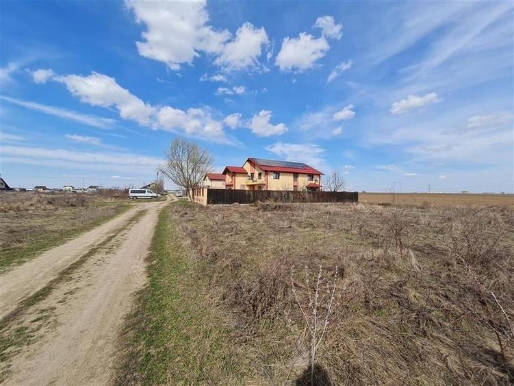 Teren Construcții intravilan de 607 mp, în Clinceni
