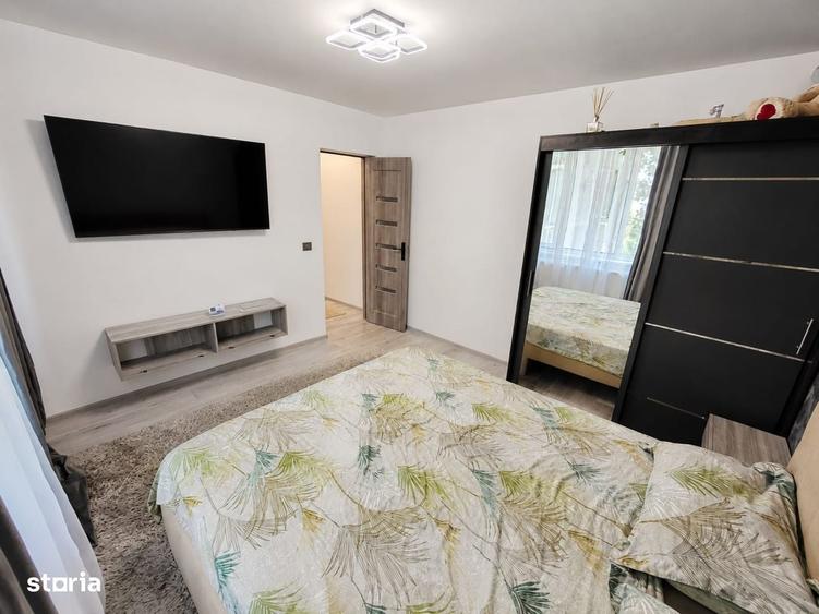 Apartament cu 2 camere în Micro 17