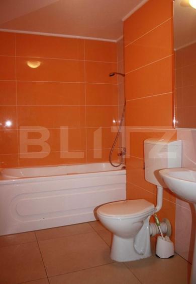 Apartament 2 camere, decomandat, etaj 10/11 cu priveliste, bloc nou, Racadau - 4