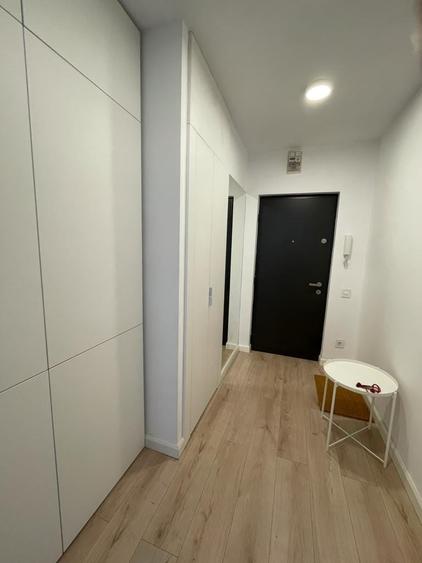 Apartament cu 2 camere decomandat în Titan