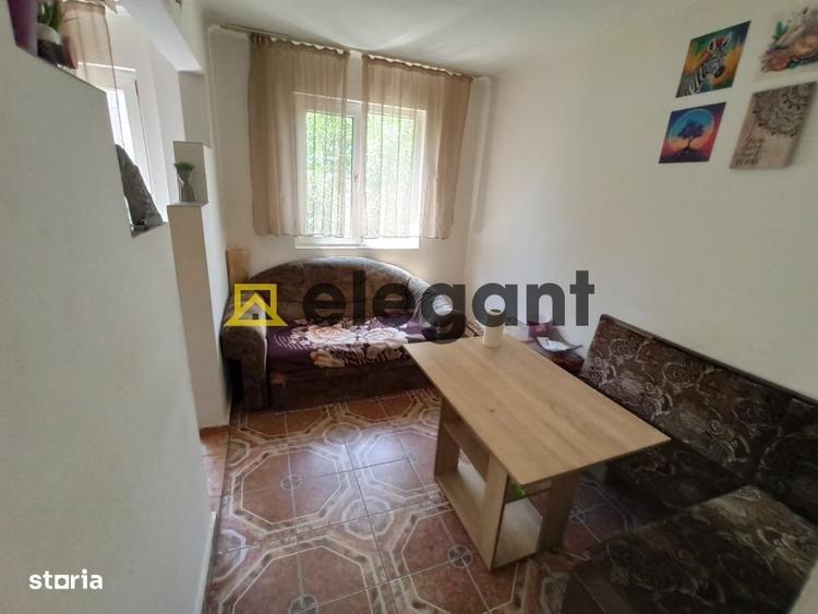Apartament cu 3 camere semidecomandat, mobilat în Craiovița Nouă