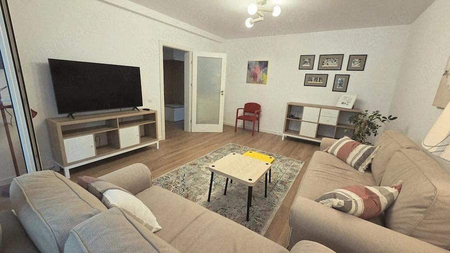 Apartament cu 2 camere decomandat în Plopilor