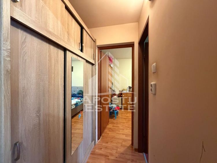 Apartament cu 2 camere semidecomandat, mobilat în Kiriac