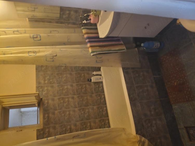 Casă cu Teren 1450 Mp în Luna