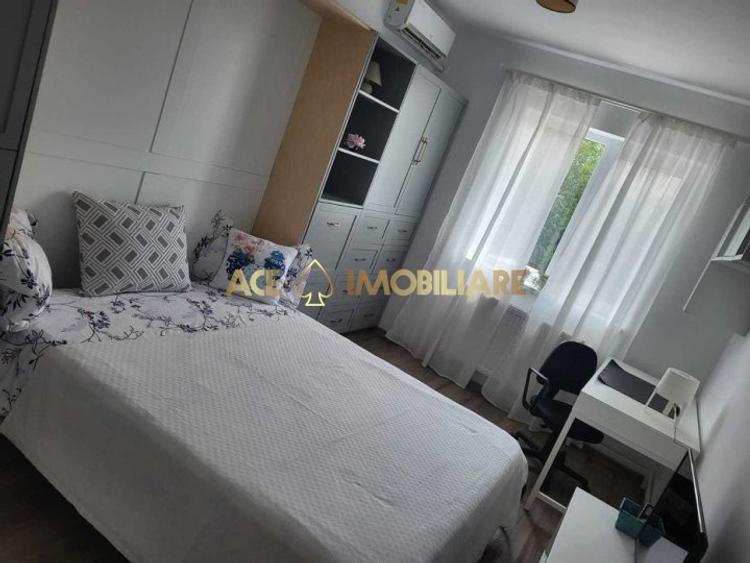 Garsonieră decomandată, mobilată în Dristor
