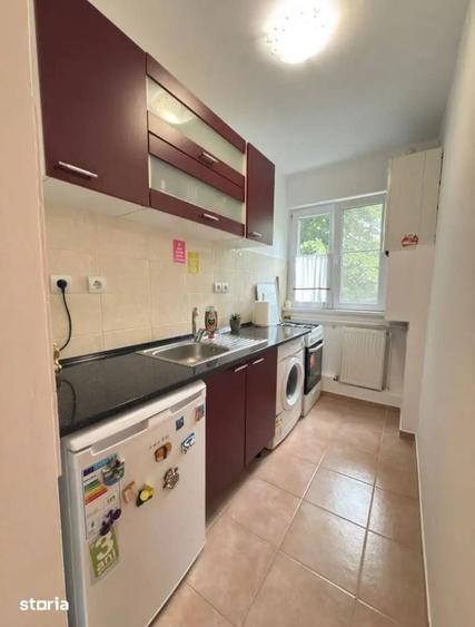 Apartament cu 3 camere în Circumvalațiunii