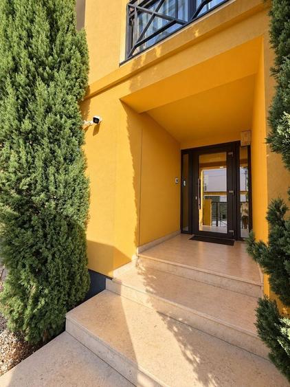 Apartament cu 2 camere semidecomandat, mobilat în Braytim