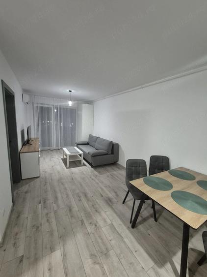 Apartament cu 2 camere semidecomandat în Exterior Vest