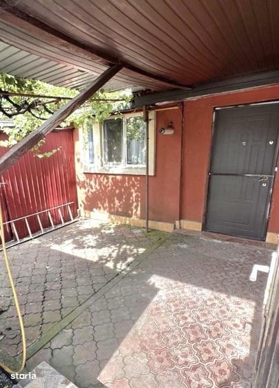 Casă cu 2 camere în Central