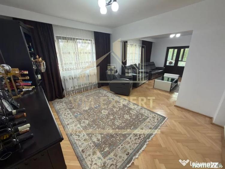 Casă cu 5 camere cu Teren 2078 Mp în Câmpulung Muscel