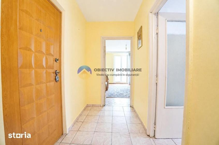 Apartament cu 2 camere decomandat în Mărăței