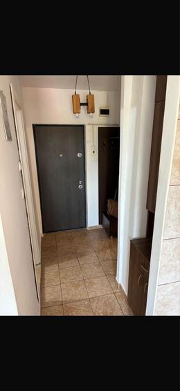 Garsonieră decomandată în Rahova