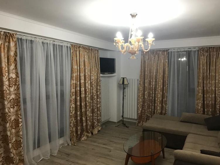 Apartament cu 2 camere decomandat în Faleza Nord