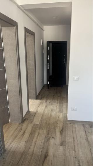Apartament cu 2 camere decomandat în Preajba