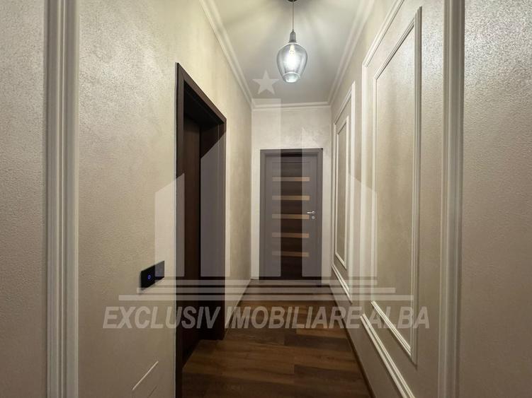 Apartament cu 3 camere semidecomandat, mobilat în Maier