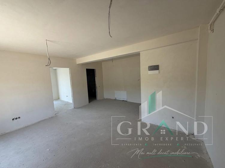 Apartament cu 2 camere semidecomandat în Florești