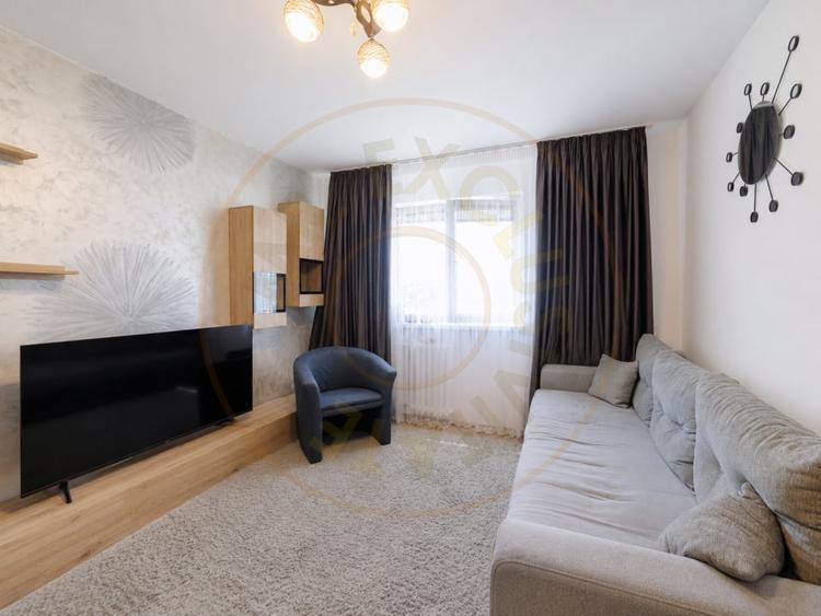 Apartament cu 2 camere decomandat în Trivale