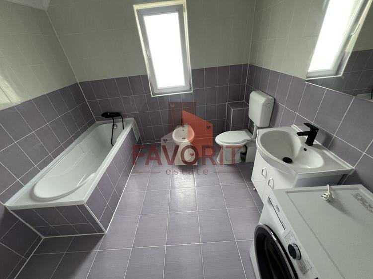 Casă individuală cu 5 camere cu Canalizare în Dumbrăvița