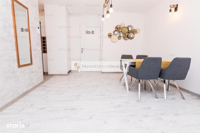 Apartament cu 2 camere semidecomandat, mobilat în Tei