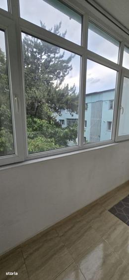 Apartament cu 2 camere semidecomandat în Aleea Trandafirilor