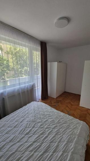 Apartament cu 3 camere semidecomandat, mobilat în Gheorgheni