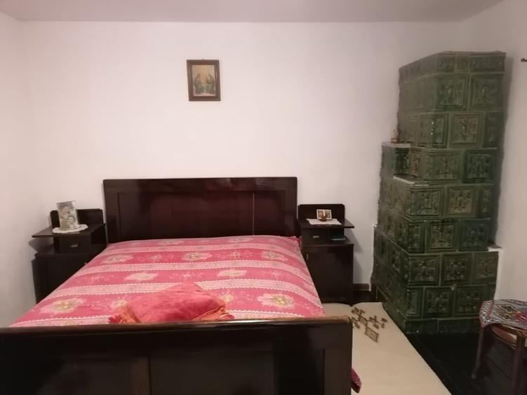Casă individuală cu 5 camere cu Teren 1152 Mp în Vârtop