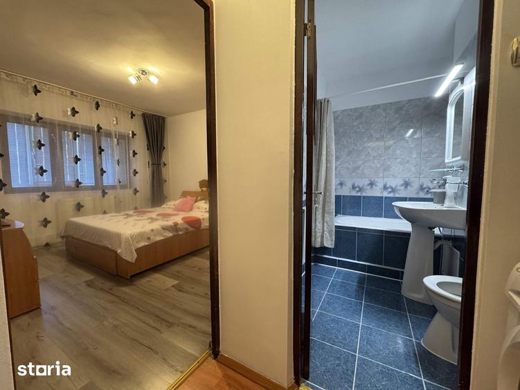 Apartament cu 2 camere decomandat în Central