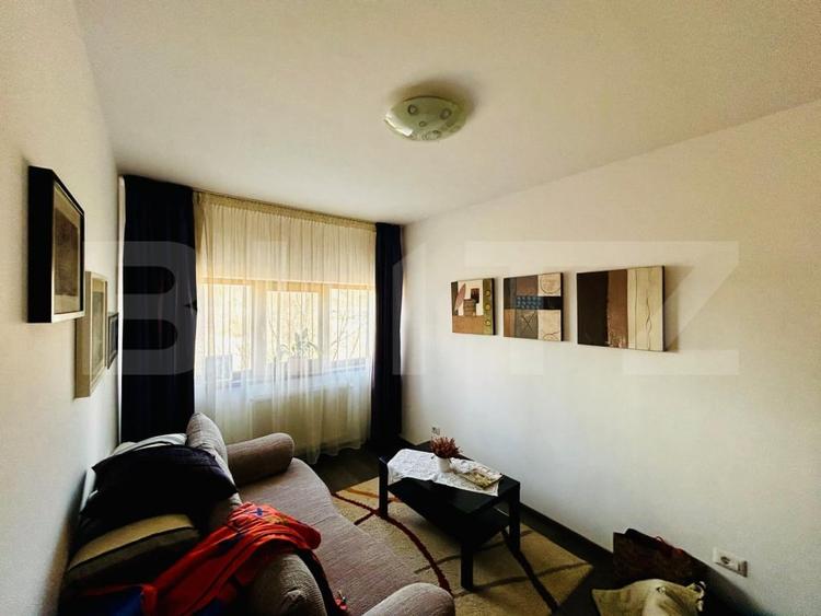 Casă individuală cu 5 camere cu Teren 237 Mp în Florești