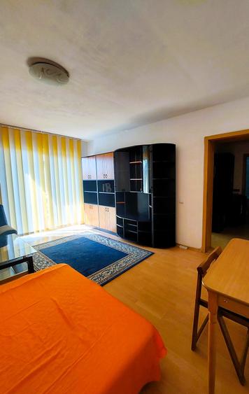 Garsonieră decomandată în Zorilor