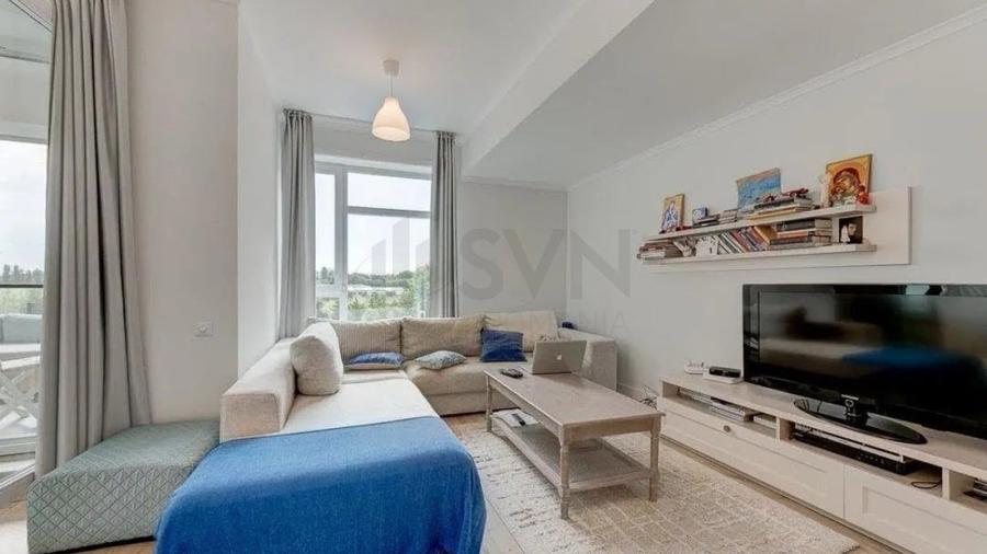 Apartament cu 3 camere decomandat, mobilat în Barbu Văcărescu