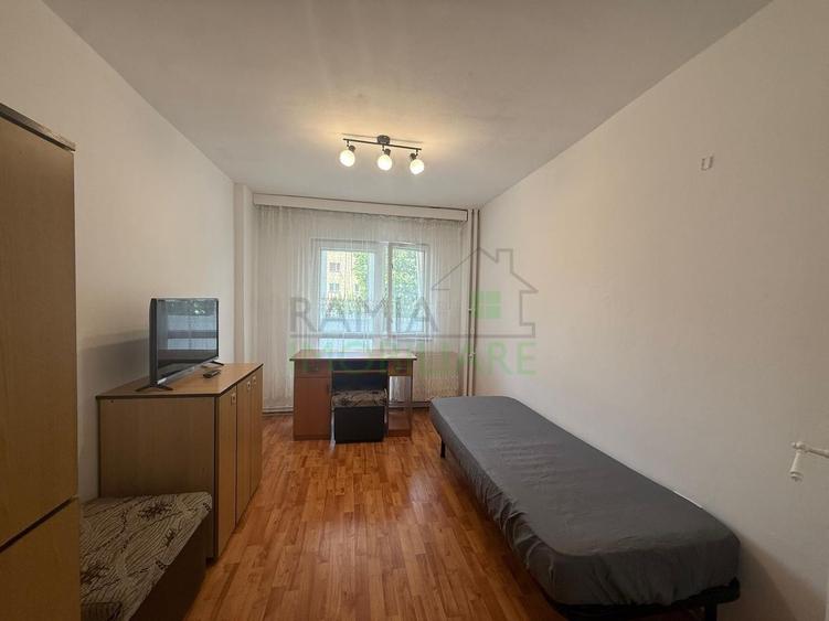 Apartament 3 Camere Decomandat, Etaj 1, Tractorul - 6