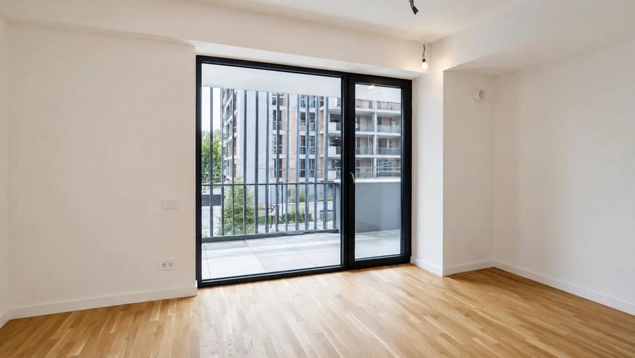 Apartament cu 3 camere decomandat în Pipera
